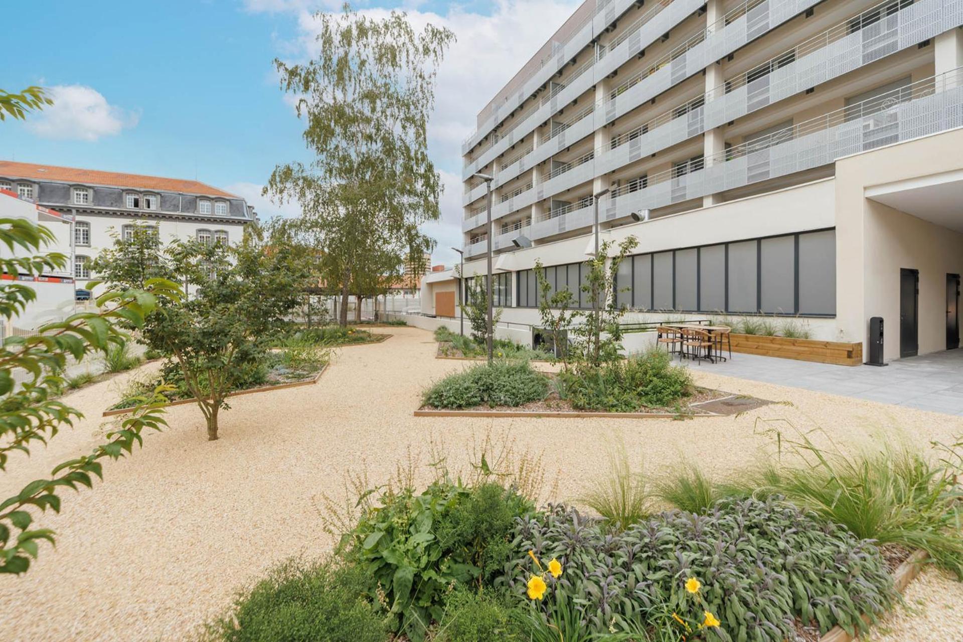 Апартаменты Ovelia Clermont-Ferrand - Le Puy Des Olivines Экстерьер фото